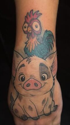 Tatouage couleur cochon et coq